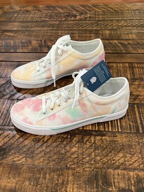 K-Swiss Pastel Tie-Dye Low Top Sneakers - White size 9